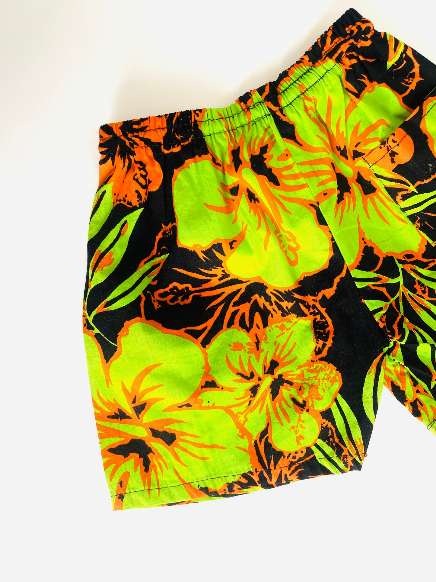 Retro Hawaii Shorts (2YR)