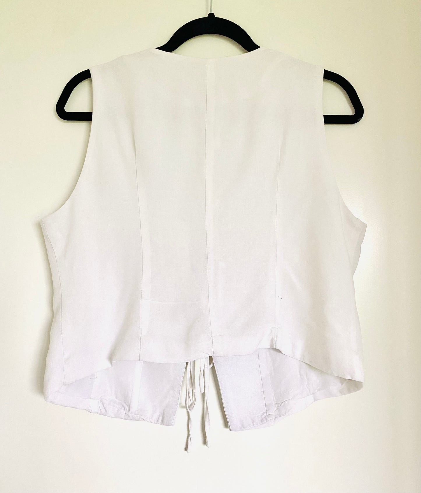 Miracle White Tie Front Top (Size 10)