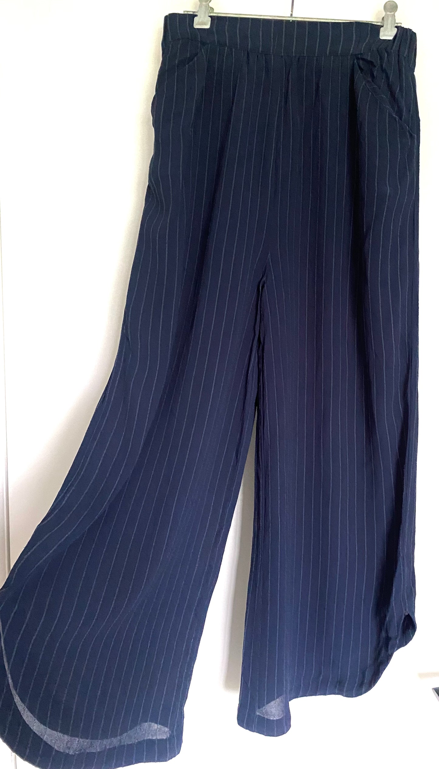 Loobie’s Story Wide Leg Pants (Size 10)
