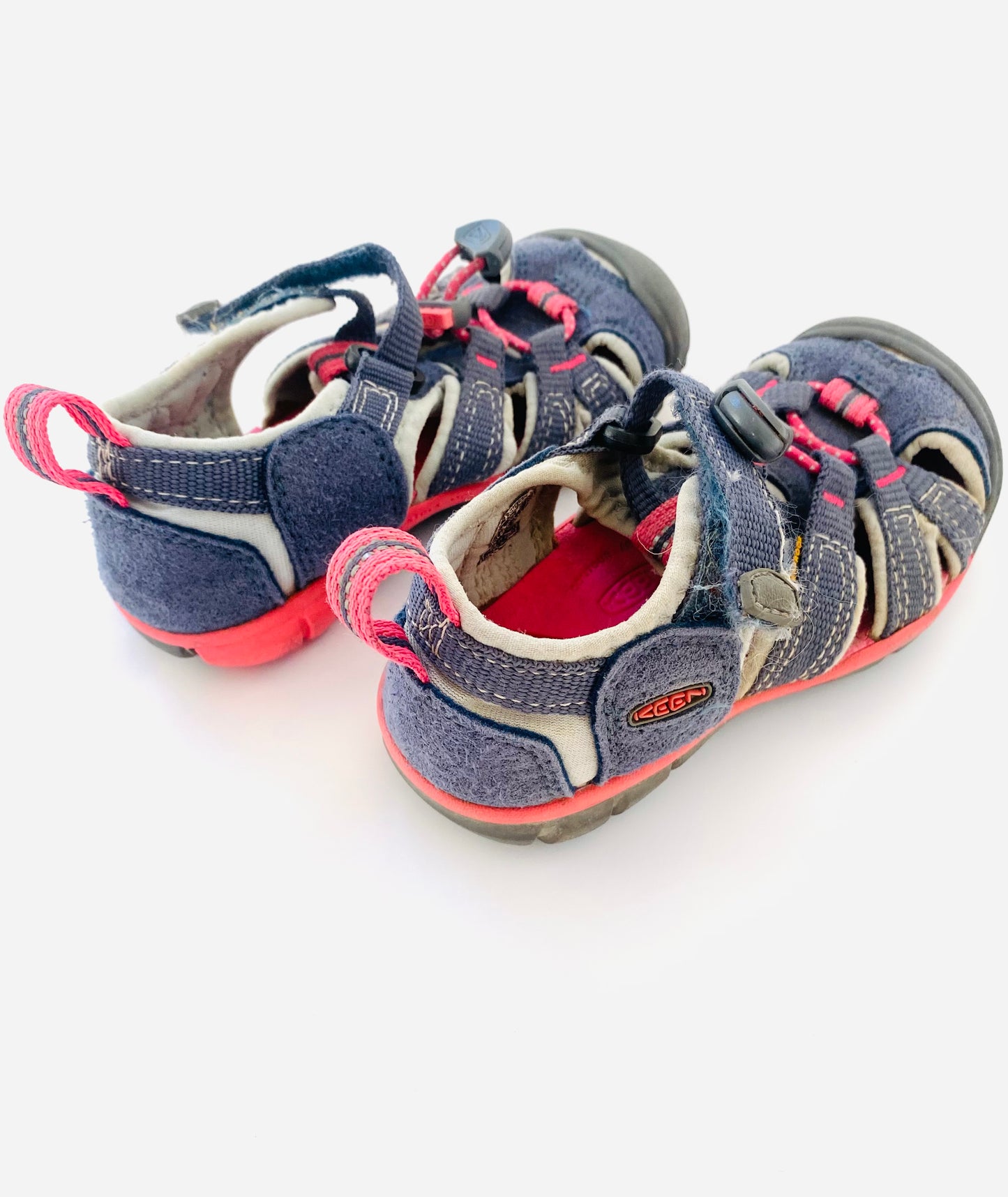 Keen Seacamp Sandals (2YR / 3YR / US9)