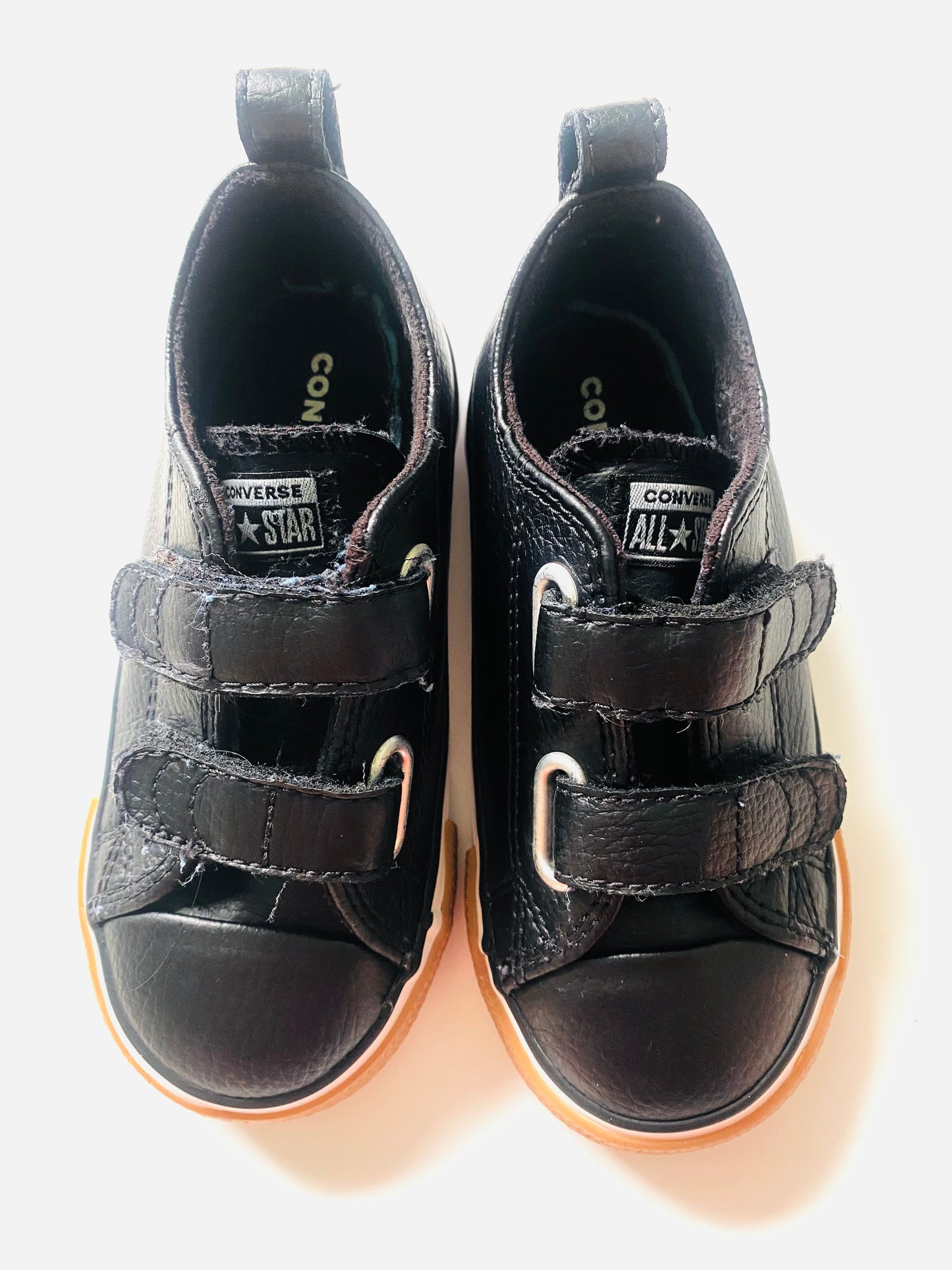 Converse Velcro Sneakers (3YR / 4YR)