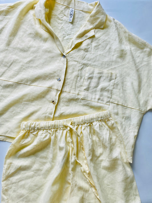 Pastel Yellow Set (8-10)